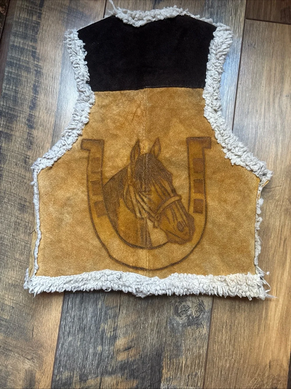 Vtg Mecho Mexican suede leather hand burned horse print Sherpa lined vest S